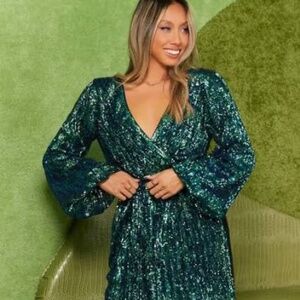 NWT HELLO MOLLY EMERALD GREEN SEQUIN DRESS